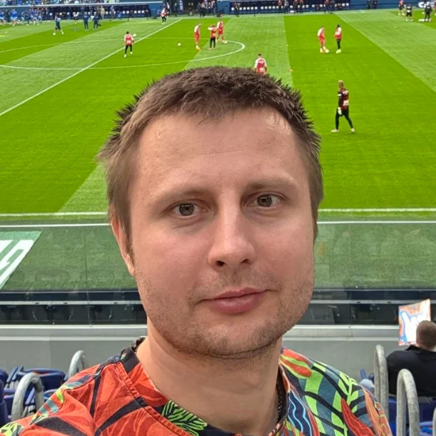 Павел Банников